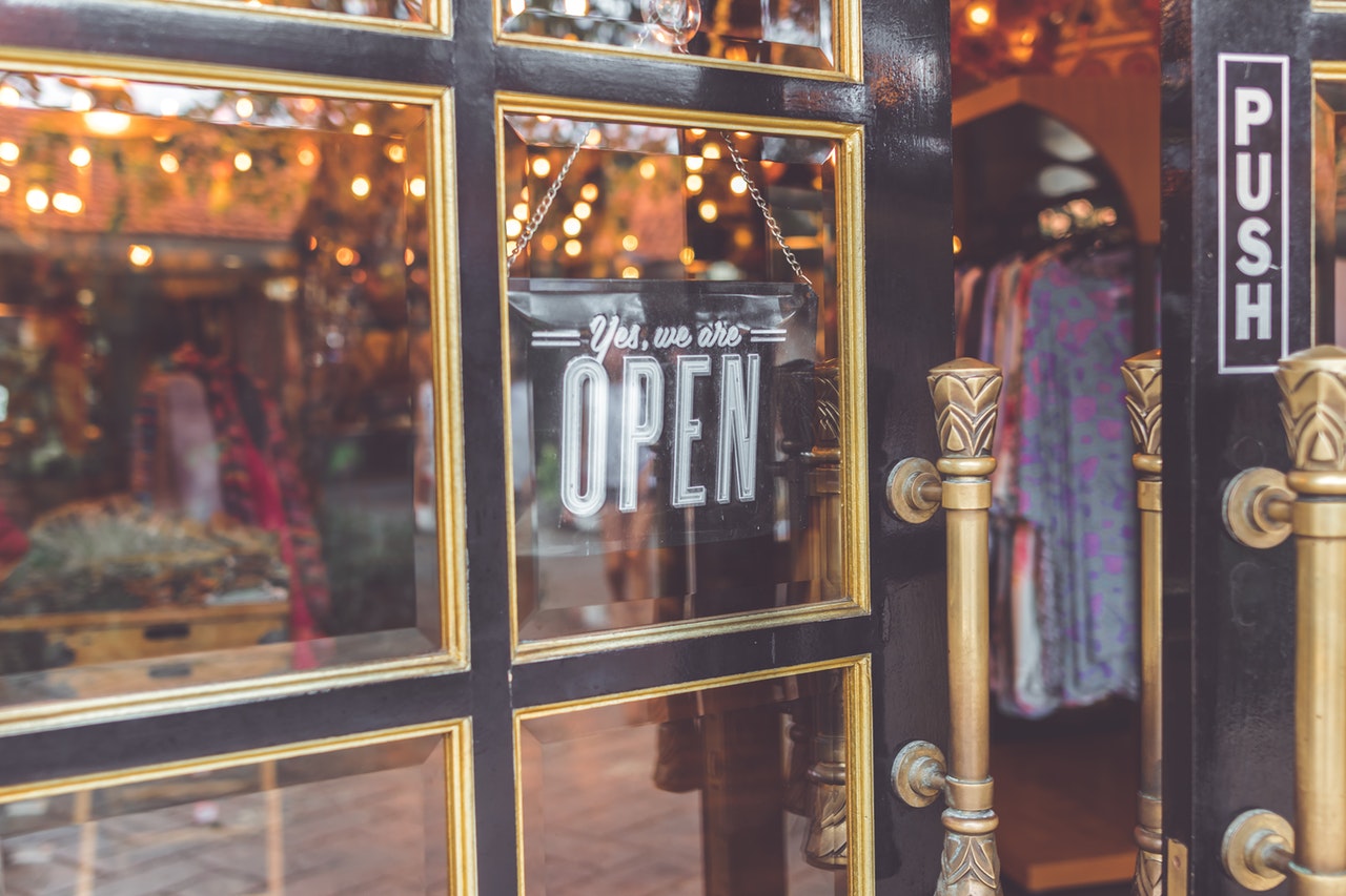 attract customers to your retail store