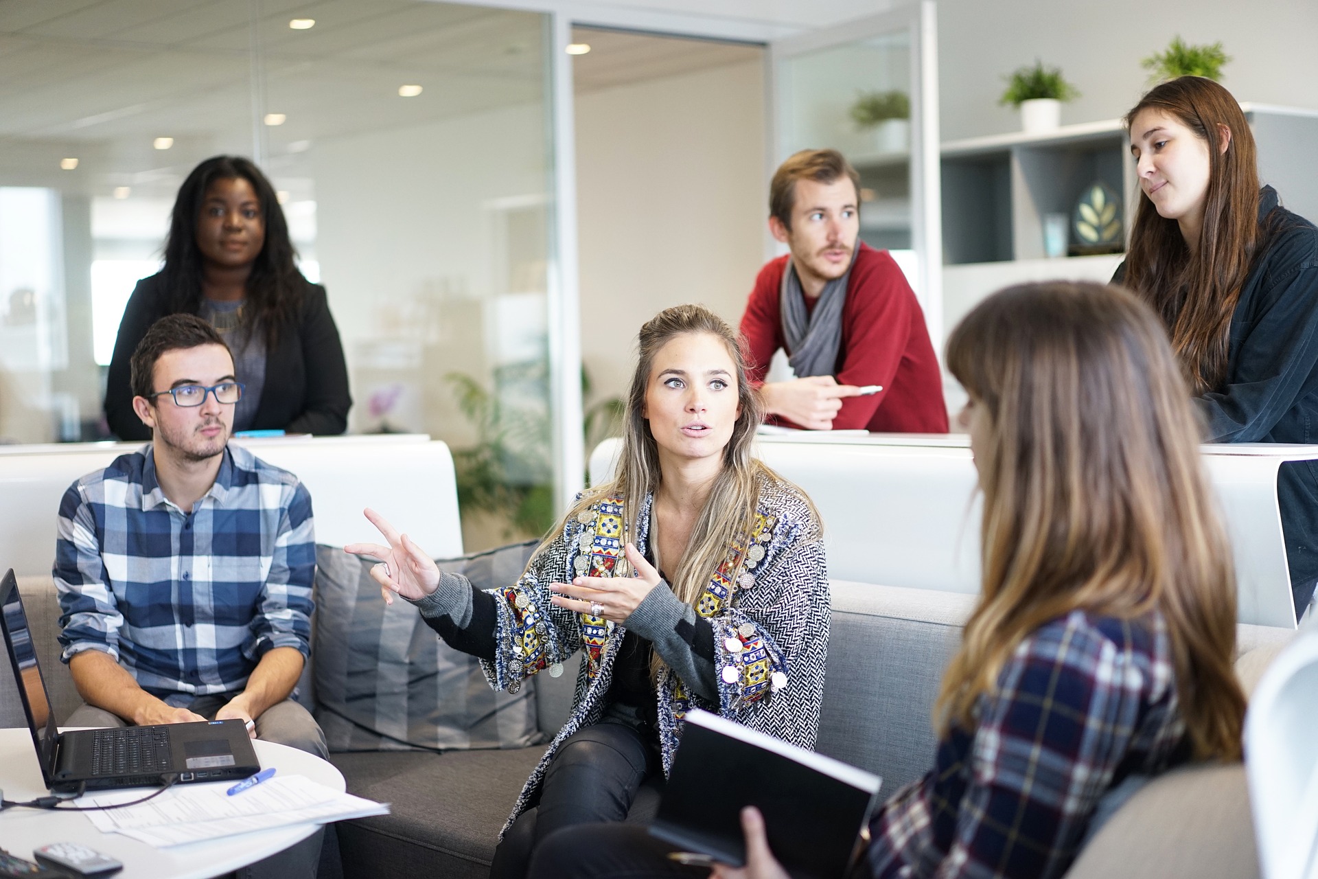 How good communication can boost workplace productivity and moral